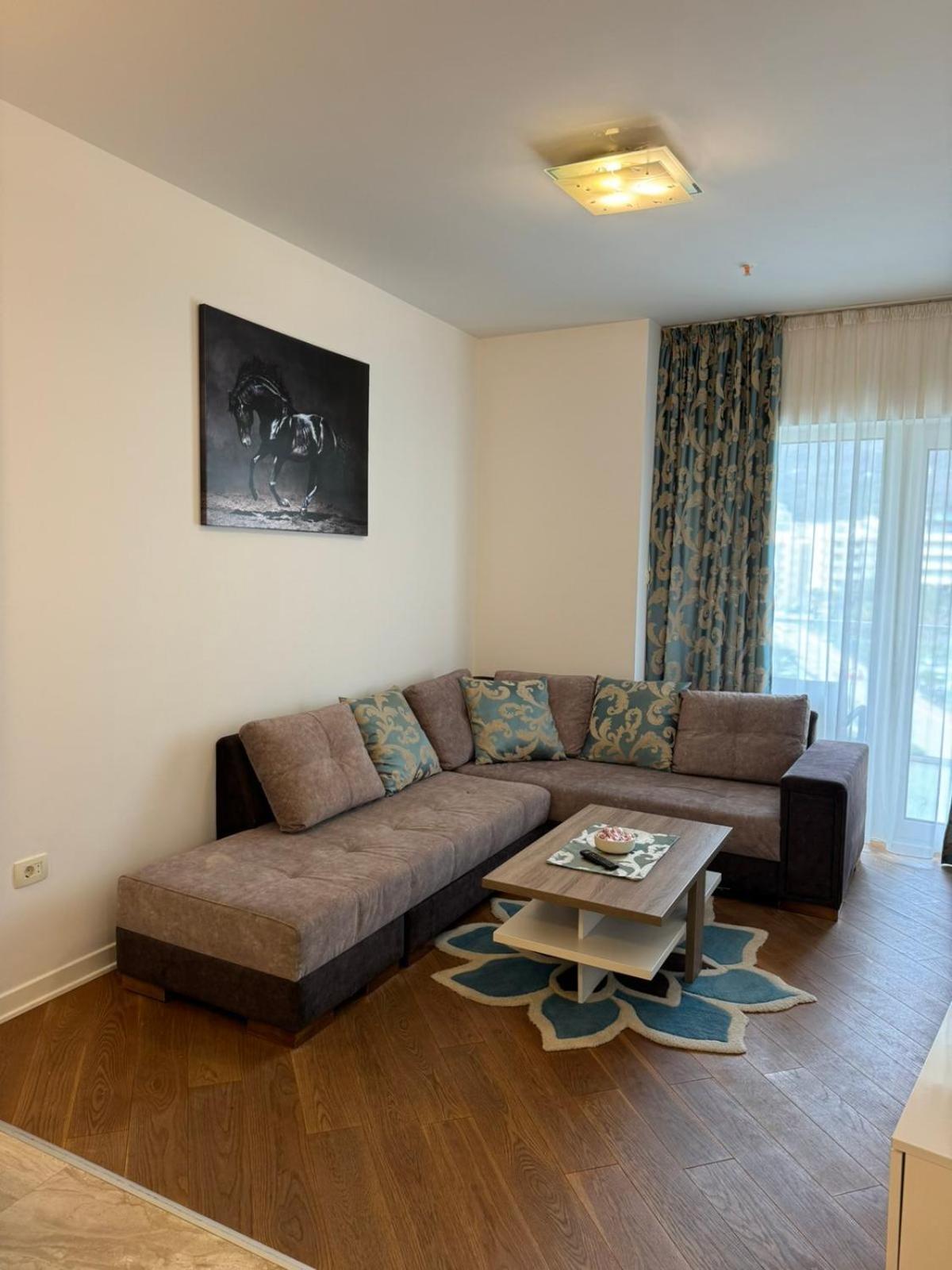 Apartman Anna Tre Canne Budva Exterior foto