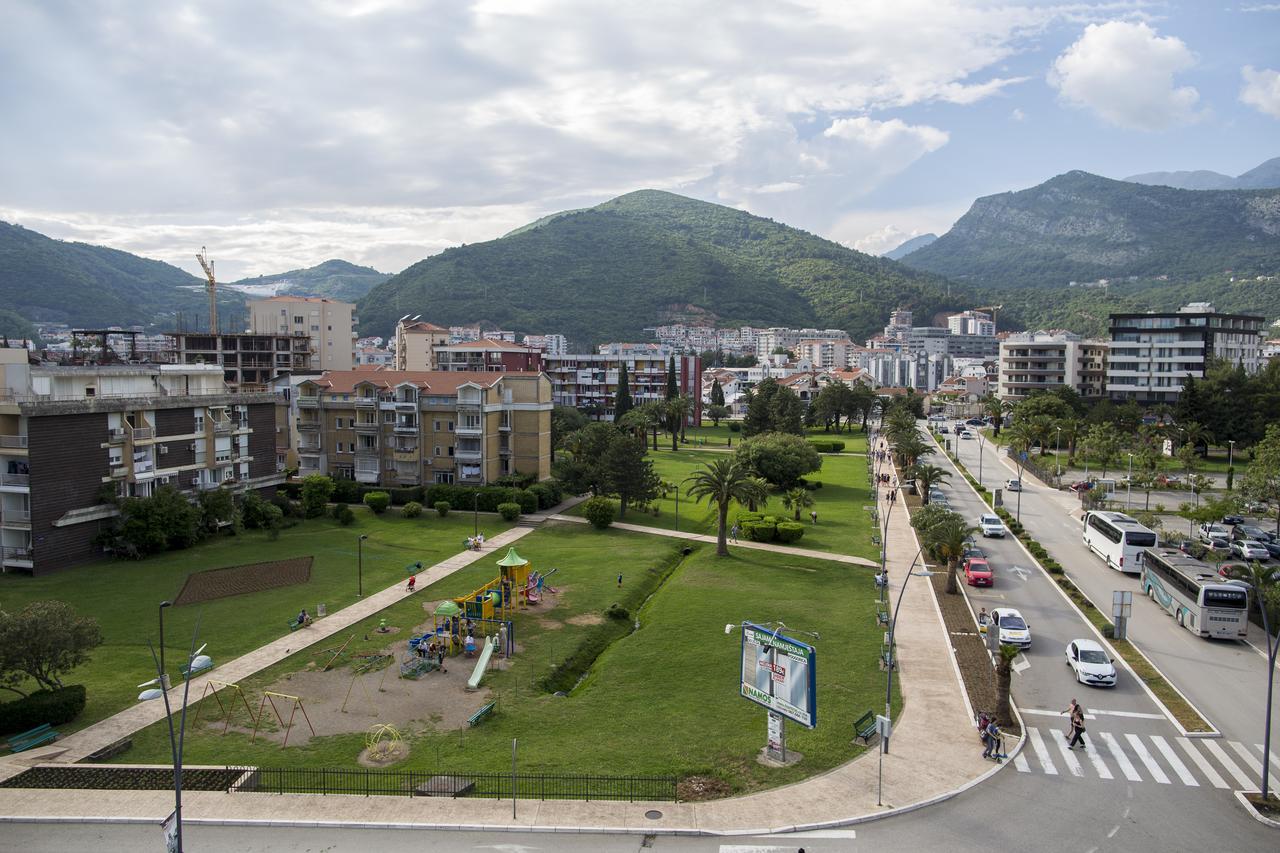 Apartman Anna Tre Canne Budva Exterior foto